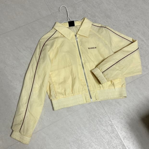 MARKM 크롭 바람막이 자켓