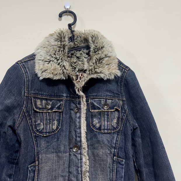 색감 말안되는 여성 청자켓 L