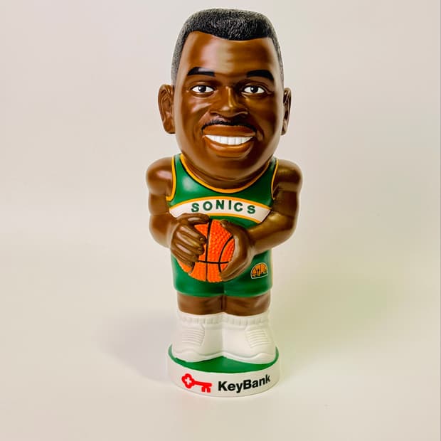 NBA 슈퍼소닉스 맥밀런 피규어