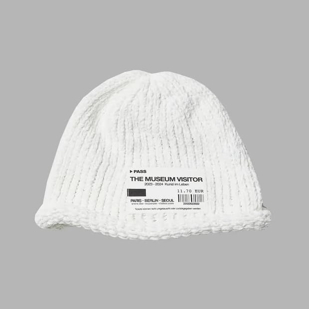 더뮤지엄비지터 티켓 비니 화이트