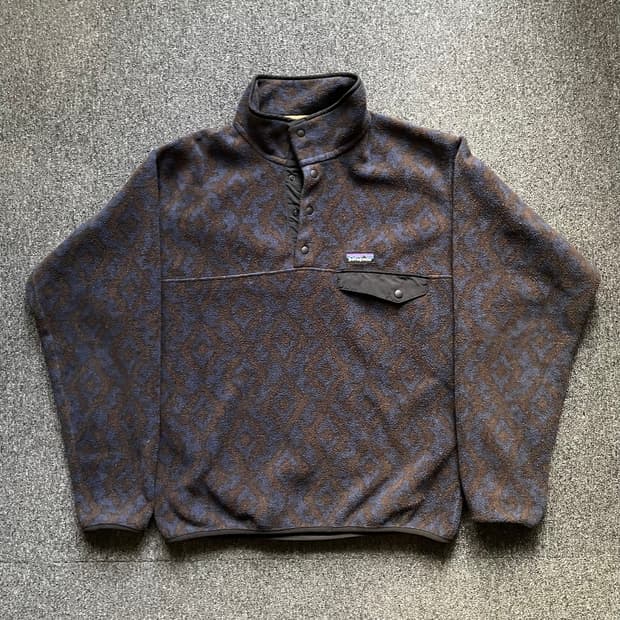 파타고니아 신칠라 필드 지오 M 네이비 브라운