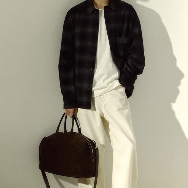 타임옴므 25fw 스웨이드 포켓 더플백 다크브라운