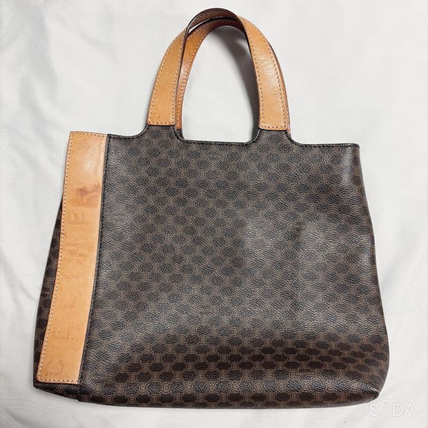 셀린느 마카담 토트백 브라운