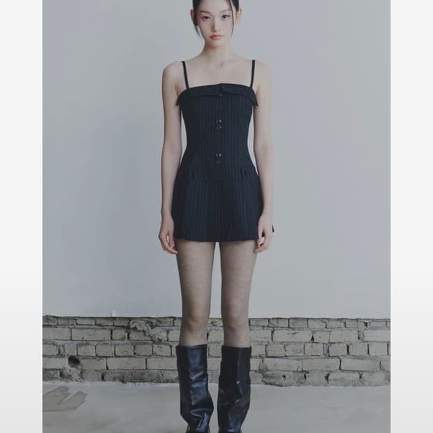 (새상품)페인오어플레져 하트탑 드레스 블랙 판매
