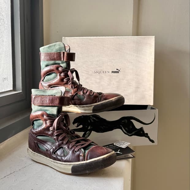 알렉산더 맥퀸X푸마 하이탑 앵클 스트랩 스니커즈