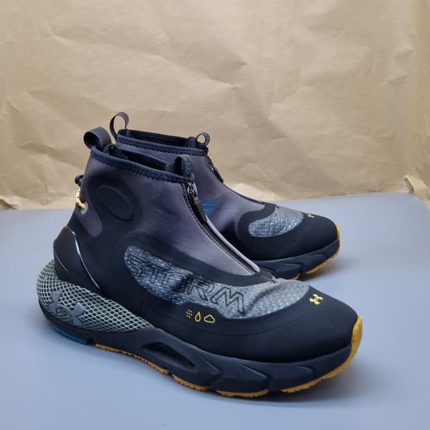 언더아머 호버 팬텀2 운동화245