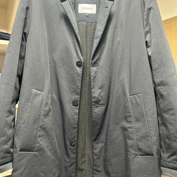 해칭룸 패디드 코트 2