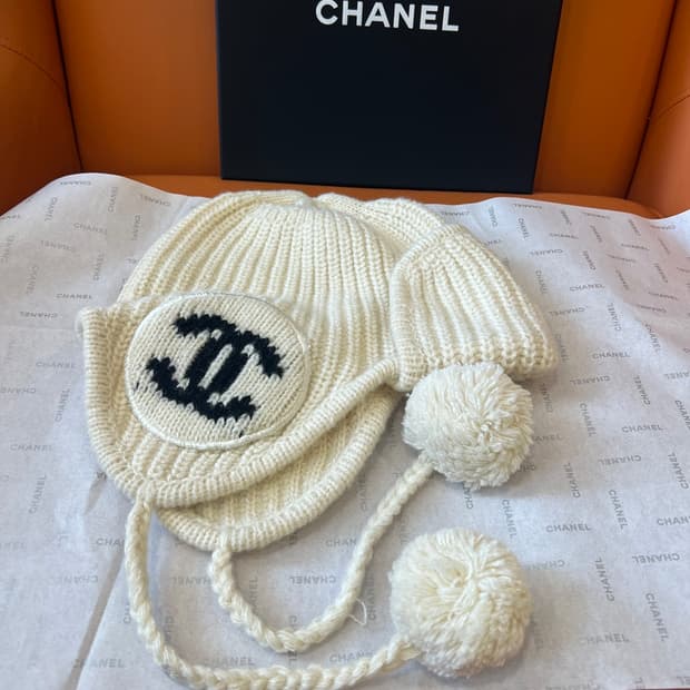 샤넬 햇 캐시미어 에크루 