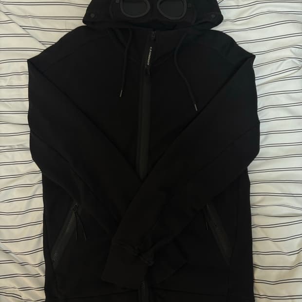 CP 컴퍼니 후드집업