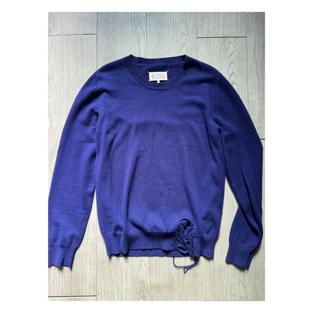 마르지엘라 디스트레스드 니트