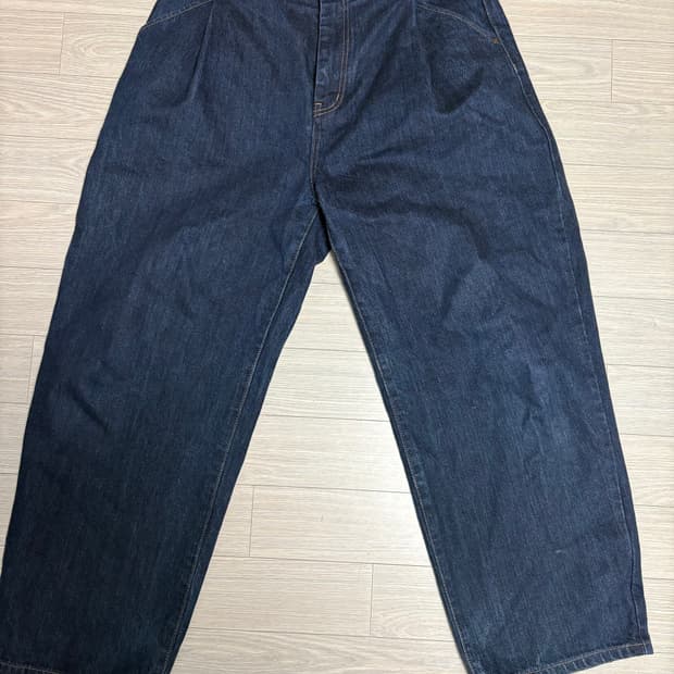 CONE MILL DEEP ONE TUCK JEAN 비슬로우