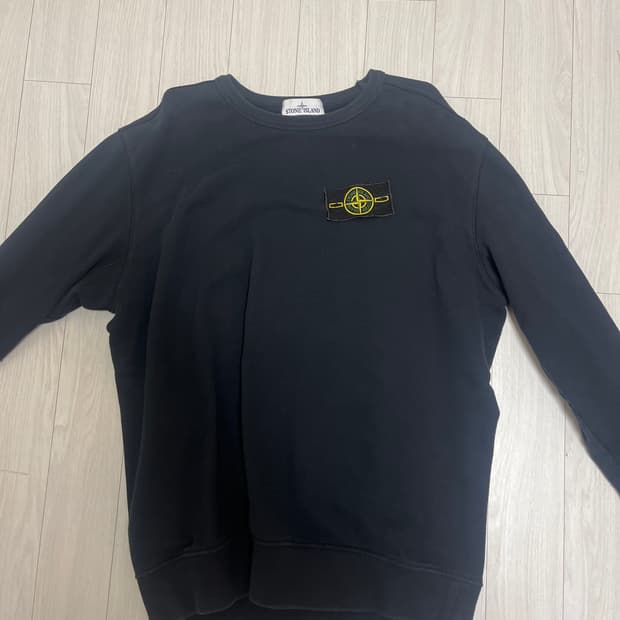 스톤아일랜드 맨투맨