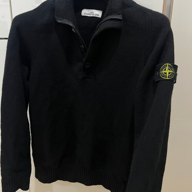 스톤아일랜드 반집업니트 M