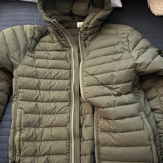 스톤아일랜드 경량패딩