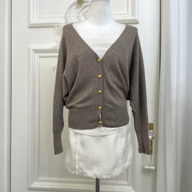 milk brown gold button cardigan&ivory ba