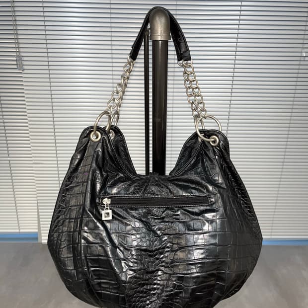 Nicole Shoulder bag