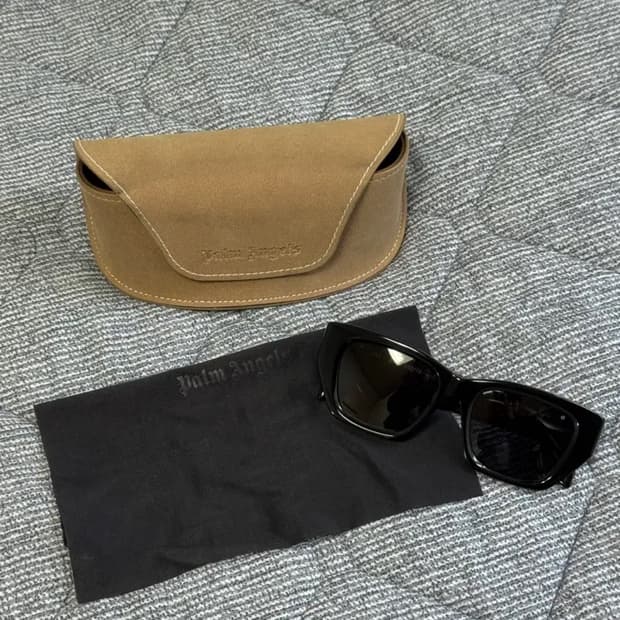 팜엔젤스 블랙 선글라스 케이스/클리너 포함