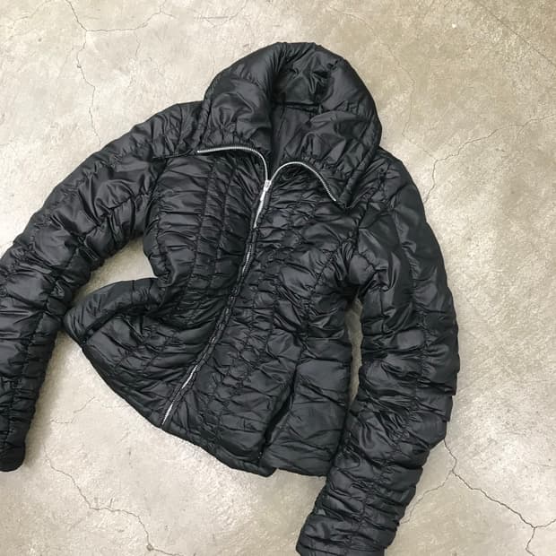 Shirring high neck light padding