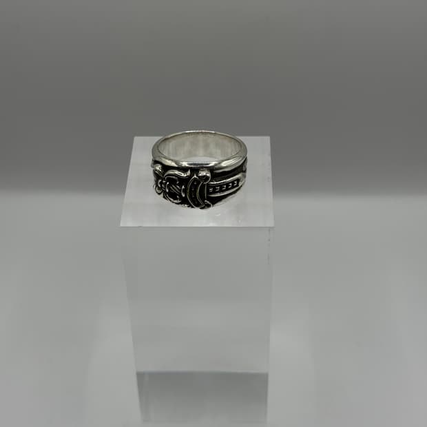 크롬하츠 반지 판매합니다. [ 대거 링 ]