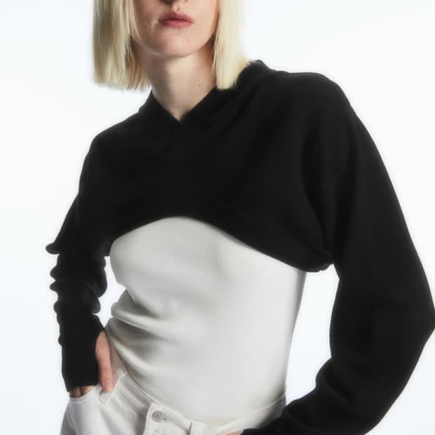 COS 크롭 하이브리드 울100 후디 