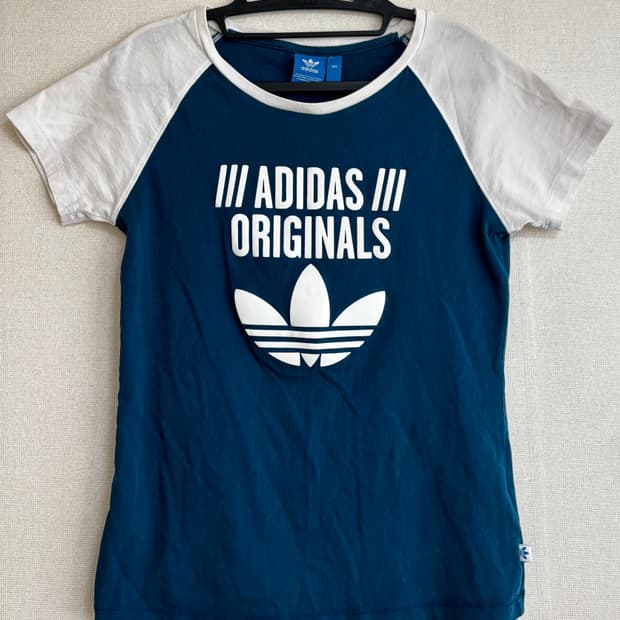 아디다스 오리지널 반팔티