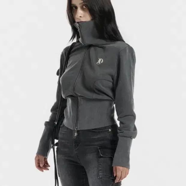 오도어 터틀넥 집업