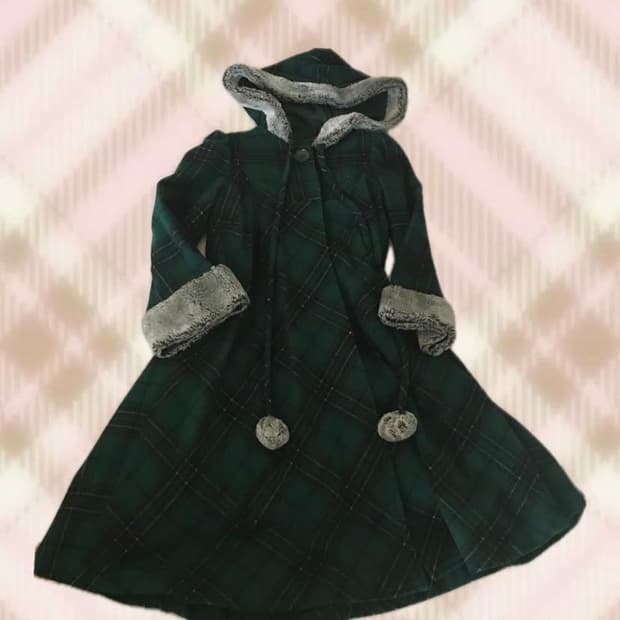 캐캐체 폼폼이 체크 퍼코트 리즈리사 트랄랄라 엑시즈팜 갸루