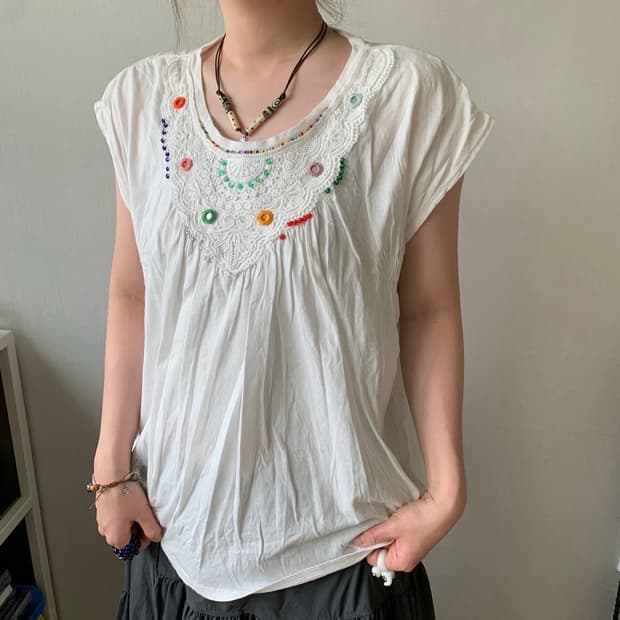 sunao kuwahara, beaded top