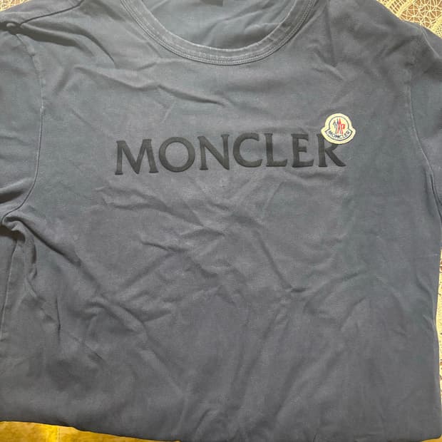몽클레어 패치 코튼 티셔츠 M사이즈