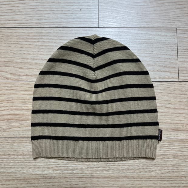 슈프림 스트라이프 비니