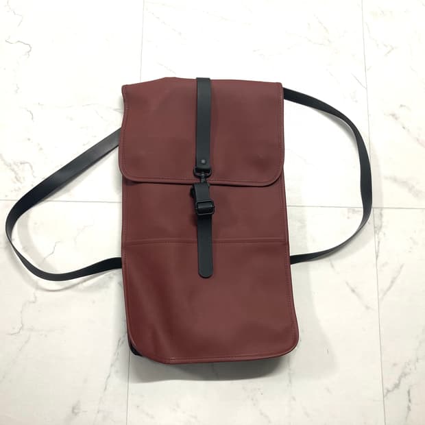 레인스 방수 미니멀 백팩 마룬 컬러