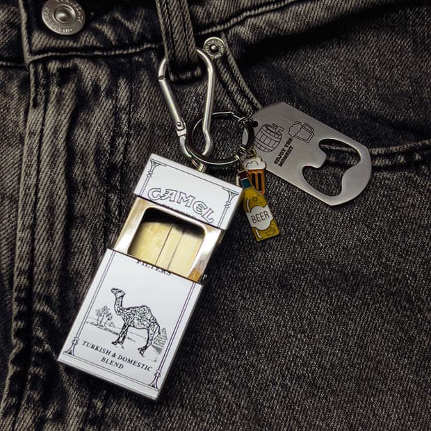 Camel Retro Keyring – 재떨이 참 & 오프너 키링세트