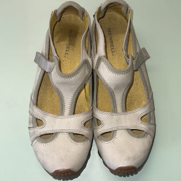 Merrell 235-240