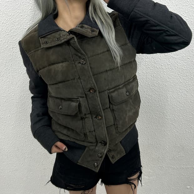  몽클레어 그레이 나그랑 딥올리브 패딩 자켓 ( 동일 중고매물 100만원