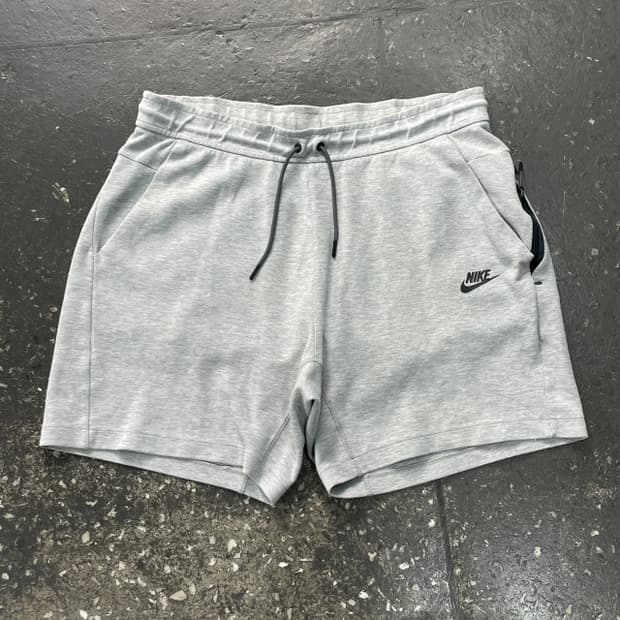 100 나이키 테크팩 반바지