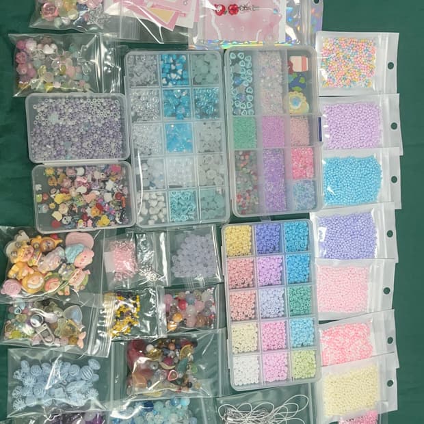 새상품 다양한 비즈, 파츠 대량 일괄 | 비즈공예 DIY 비즈 부자재