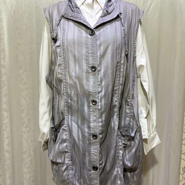 고프코어 스트링 베스트