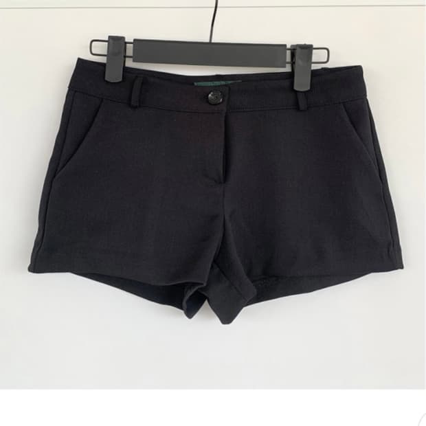 로우라이즈 숏츠