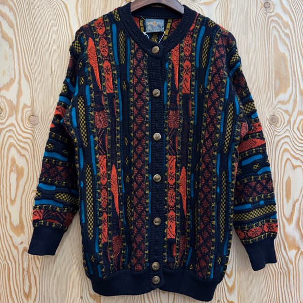 게쿠 케이블 니트 가디건