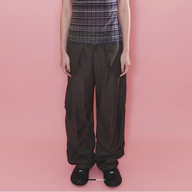 오들리워크샵 knee dart trousers