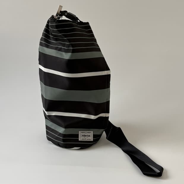요시다포터 NOMA td 노마티디 실린더 숄더백 그레이 스트라이프 새상품