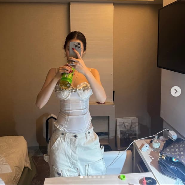 SHUSHU TONG body suit 슈슈통 바디수트