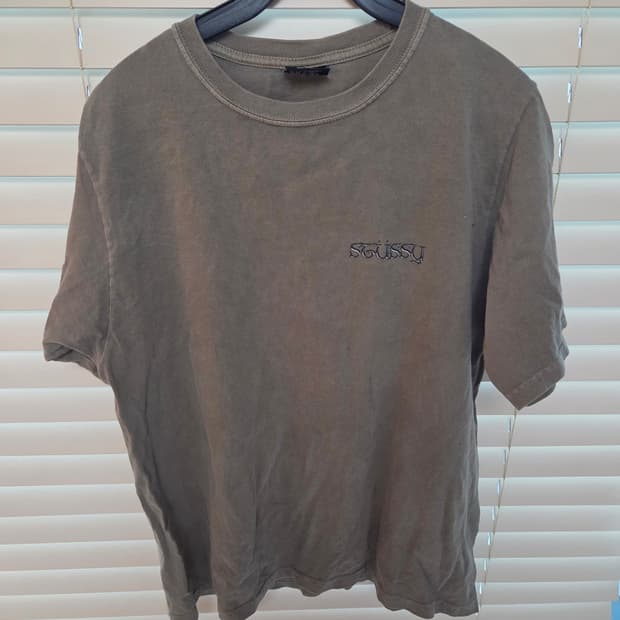 스투시 티셔츠