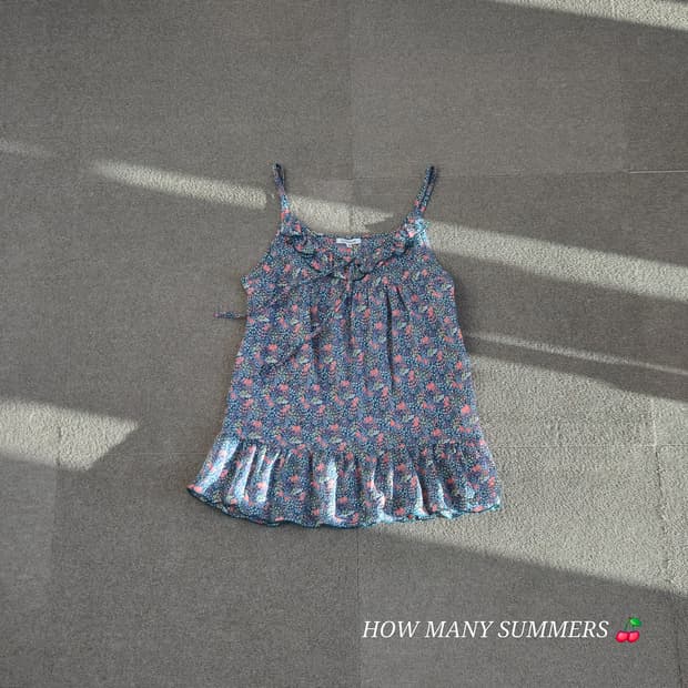 플라워 패턴 블루 네이비 슬리브리스 여름