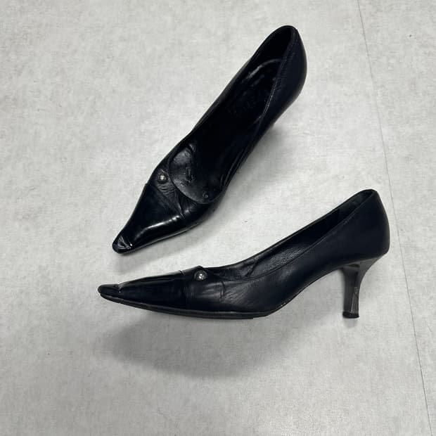 빈티지 샤넬 포인티드 토 힐