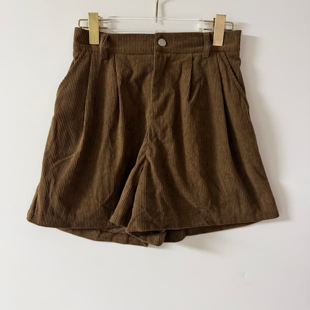 새상품 여자 골덴 반바지