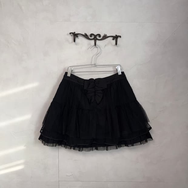 Black back ribbon mesh layered sha skirt