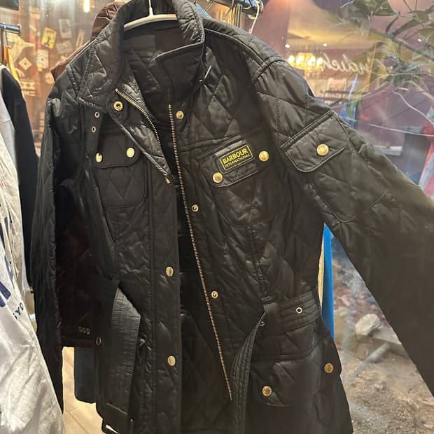 바버 인터내셔널 블랙 퀼팅 자켓 UK8