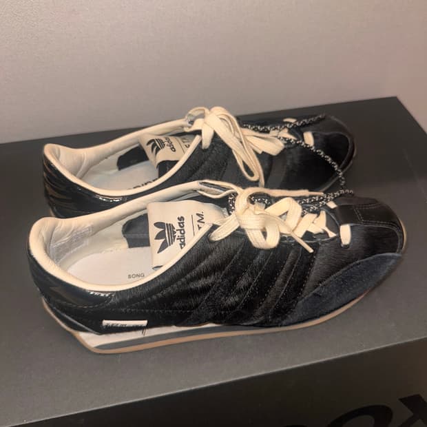 송포더뮤트X아디다스 컨트리 OG