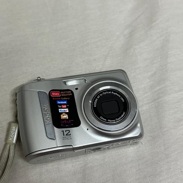Kodak 이지쉐어 c143 실버 디지털카메라